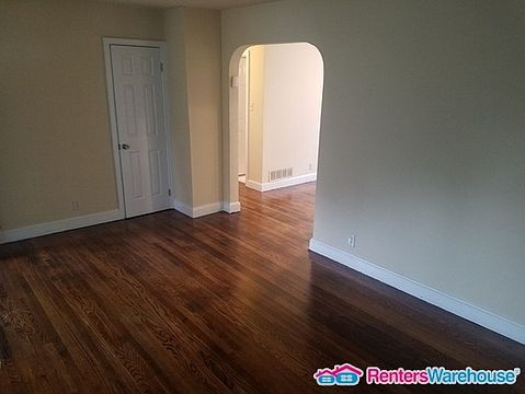 3rd image of 3612 Whitlock Ave
