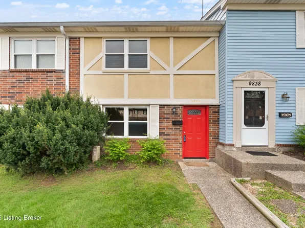 9840 Oakshire Dr, Jeffersontown, KY 40299