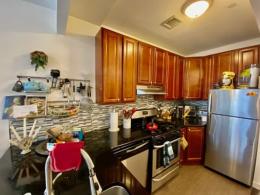 Rented by Corcoran | media 11