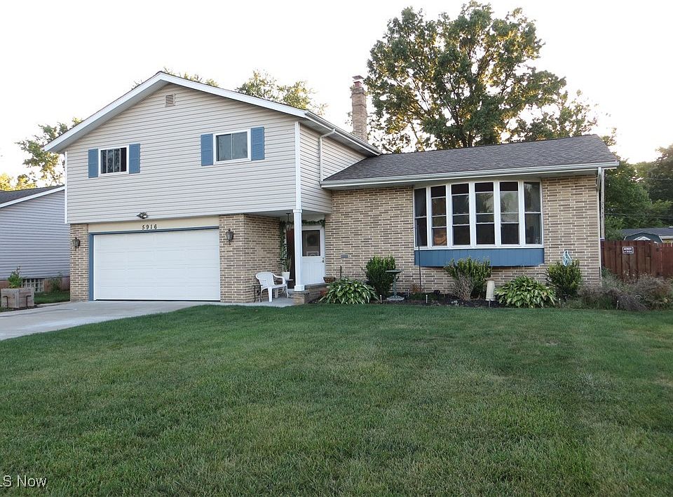 1st image of 5916 Park Ridge Dr