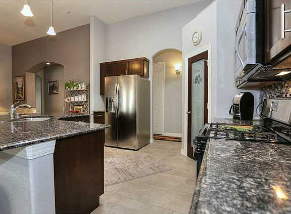 4th image of 5736 Valley Maple Dr