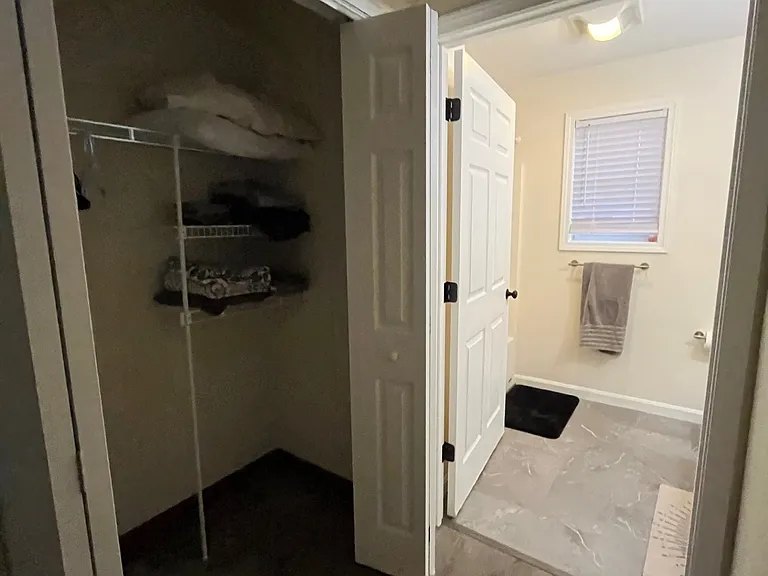 6 Slocum St — Photo 8