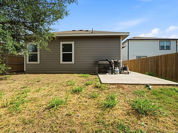 3rd image of 3527 Rancho Grande