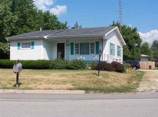 504 S Vine St, Heyworth, IL 61745