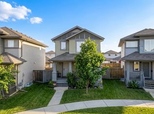 1148 35th Ave NW, Edmonton, AB T6T 0J6