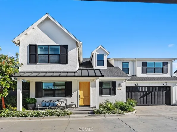 2076 Tablelands Way, Costa Mesa, CA 92627