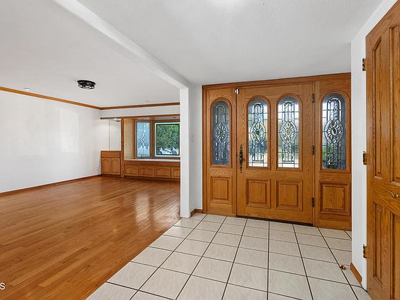 5th image of 307 Los Alisos St