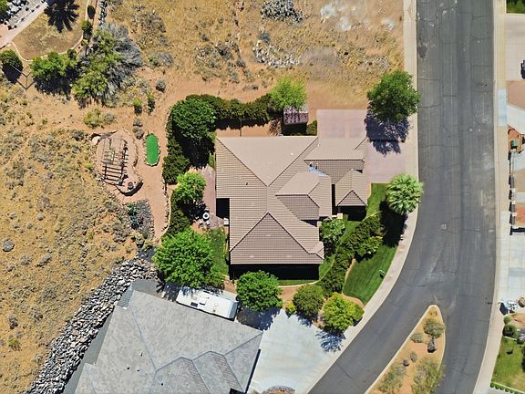 3rd image of 2353 W Valley View Dr