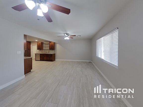 3rd image of 507 N Ashland