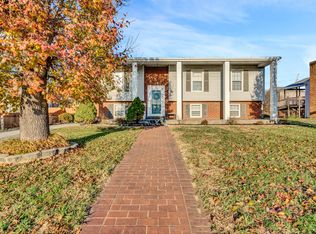 453 Stoneacres Dr, Vinton, VA 24179