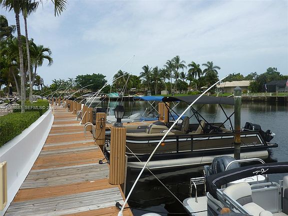 2nd image of 180 Cypress Club Dr APT 811