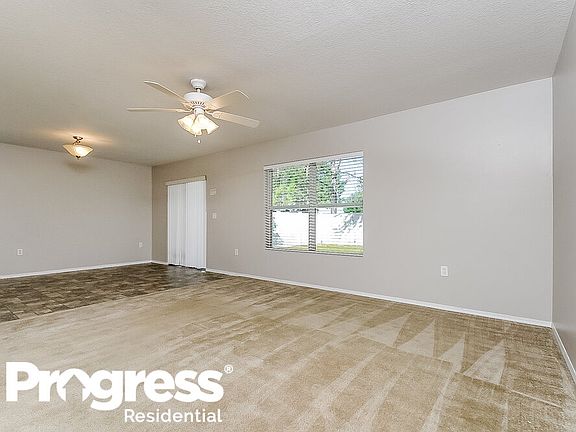 3rd image of 11223 Running Pine Dr