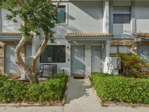 9853 Riverside Dr #8-24, Coral Springs, FL 33071