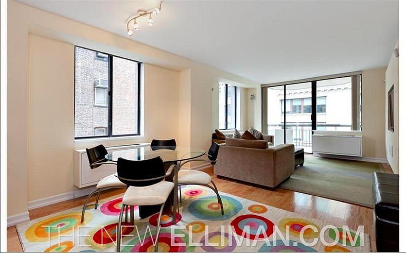 Living/Dining Area