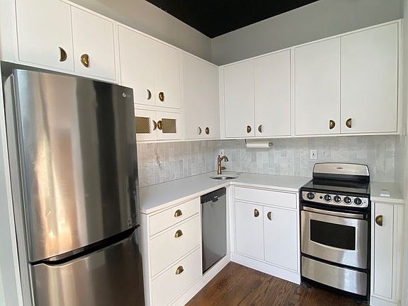3rd image of 489 Washington Ave #4AA