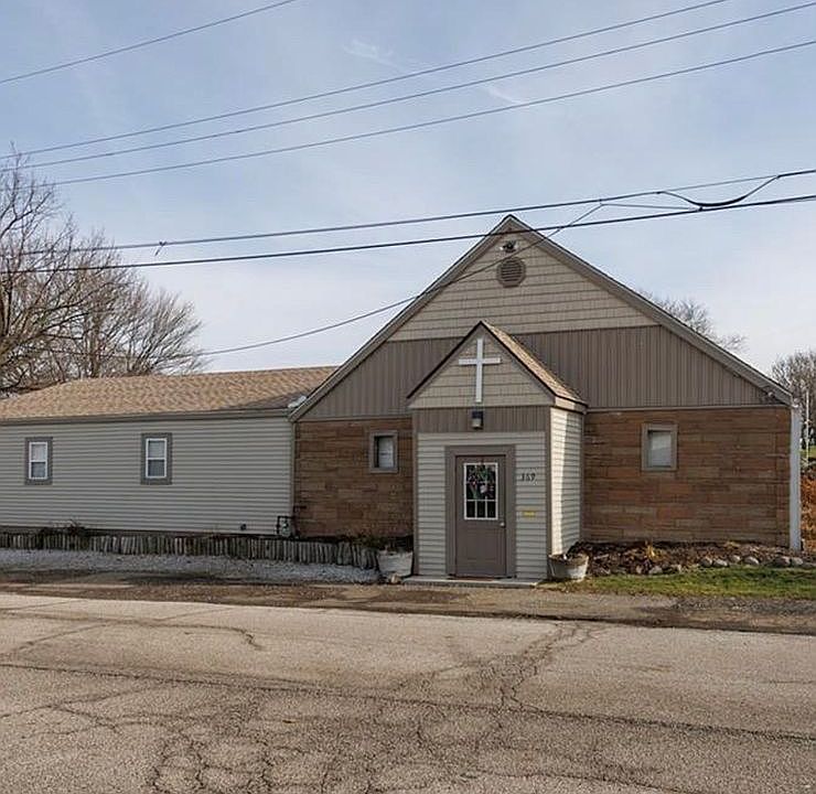 1st image of 369 7th St NE