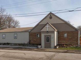 369 7th St NE, Barberton, OH 44203