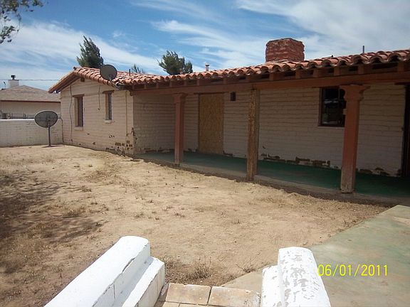 20736_Hwy_18,_Apple_Valley,_CA._92307_032_