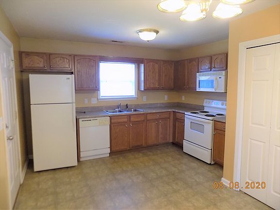 2nd image of 413 Faulkner Dr