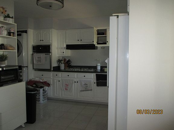 4th image of 10310 Hibiscus Dr