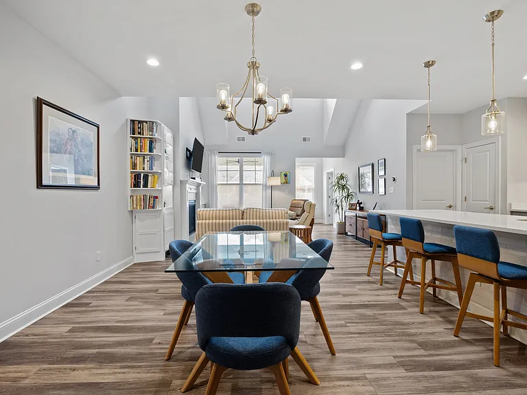 4260 Longleaf Pl — Photo 8