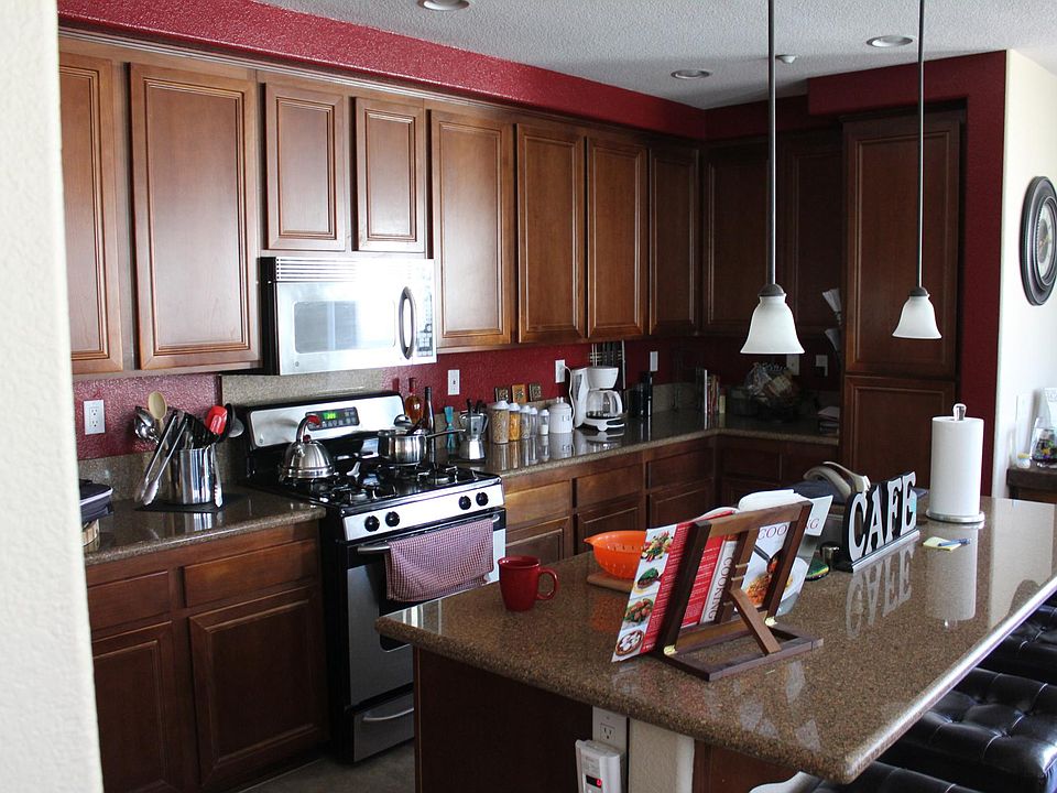 2nd image of 664 Hatfield Dr #664
