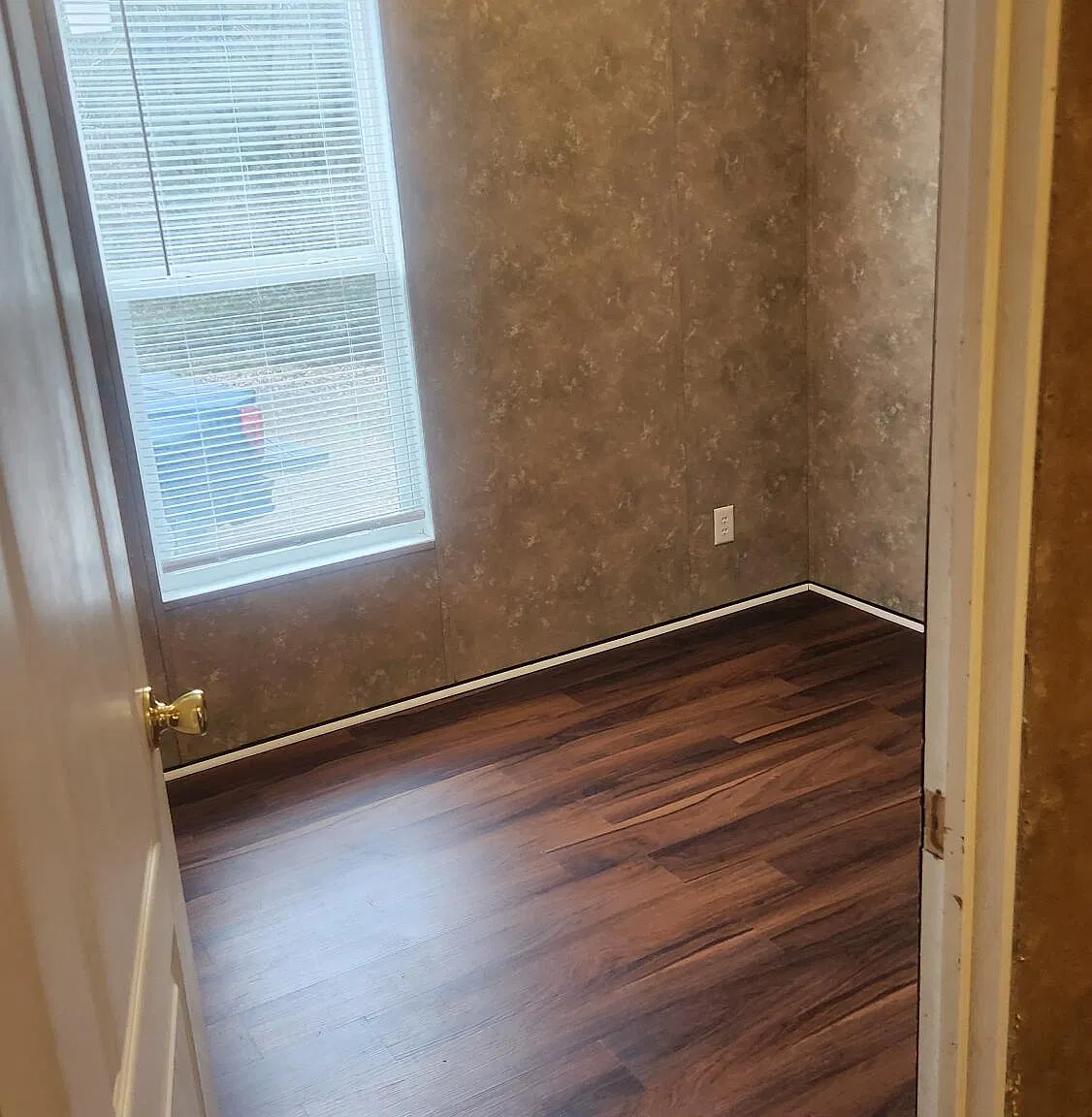 3 bed, 2.0 bath, 1120 sqft, $1,800 — Photo 4