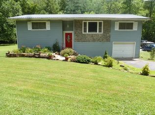 9897 Us Highway 421, Pennington Gap, VA 24277