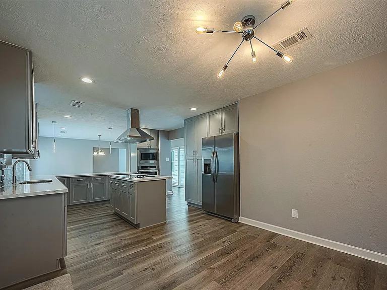 1623 Cherry Ridge Dr — Photo 13