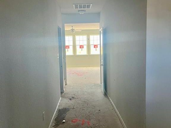 4th image of 211 Apple Ct