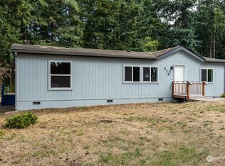 516 Ocean View Dr, Oak Harbor, WA 98277