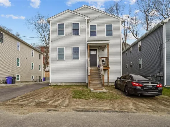 153 Russo St, Providence, RI 02904