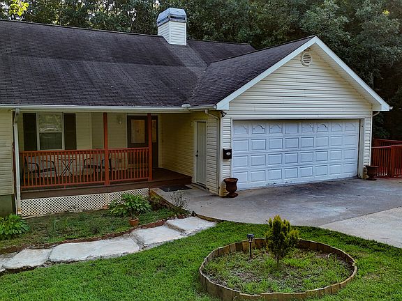 3rd image of 144 Shenandoah Ln