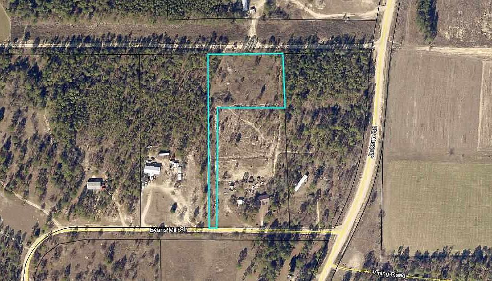 2nd image of 110 Evans Mill Cir