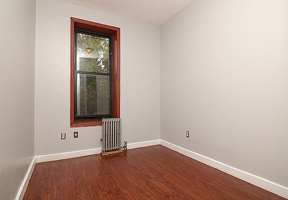 4th image of 740 53rd St #F3