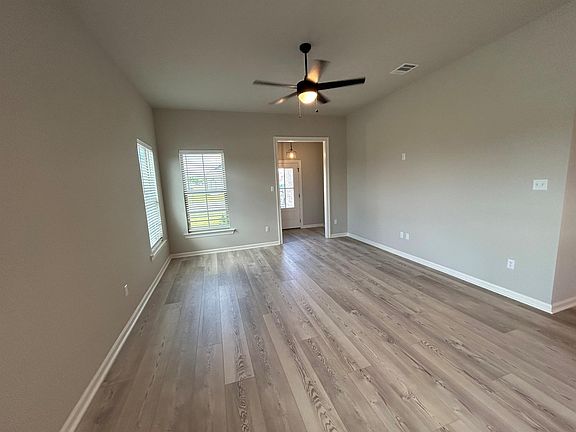 2nd image of 309 Jacey Dr