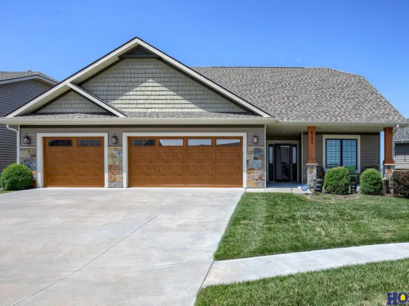 8245 S 65th St, Lincoln, NE 68516
