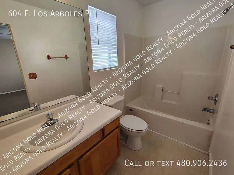 604 E Los Arboles Pl — Photo 15
