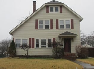 153 S Kensington Pl, Springfield, OH 45504