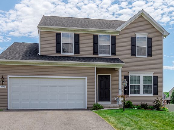 2nd image of 3119 Peacock Cir
