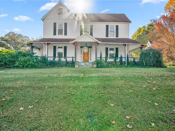 534 N Main St, Mocksville, NC 27028