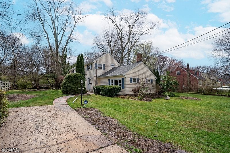 315 Essex St, Stirling, NJ 07980 | Zillow