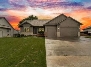 8356 W Kackley Ct, Wichita, KS 67205