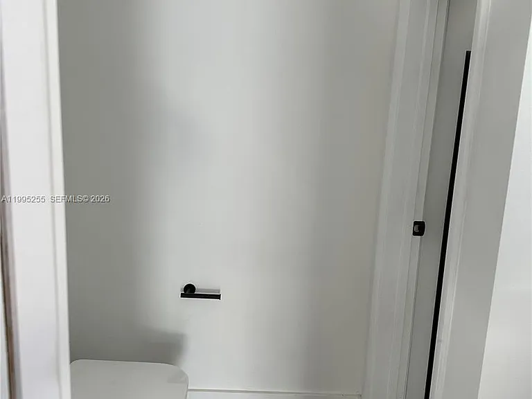 4631 SW 32nd Ave #4C — Photo 8