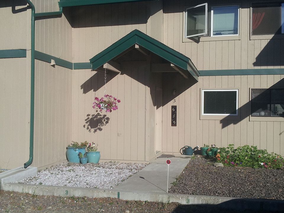 Private front enterance 