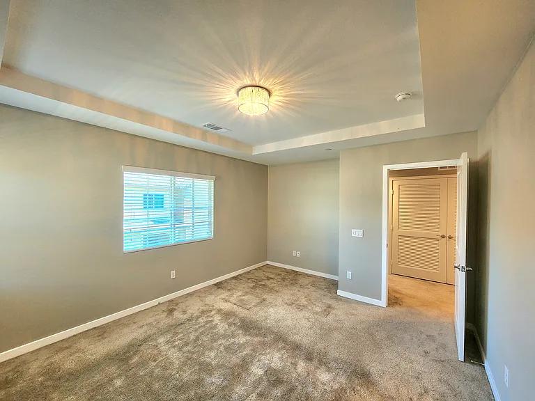 996 Newberry Ln — Photo 20