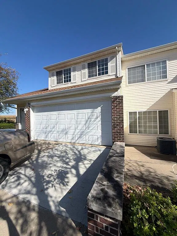 3701 Brook Ridge Ct — Photo 4