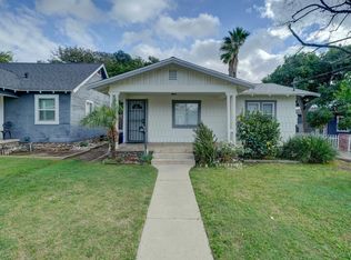 460 N 6th Ave, Upland, CA 91786