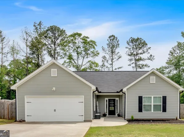 205 Glacier Ct, Carrollton, GA 30117