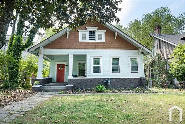 5 bed, 2708 sqft, $3,100 — Photo 2